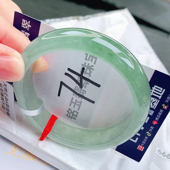 翡翠未镶嵌手镯缅甸天然a货翡翠手镯