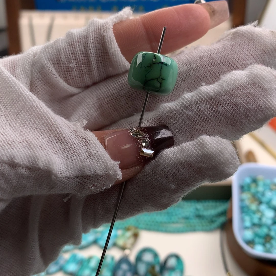 绿松石配饰未镶嵌微**好