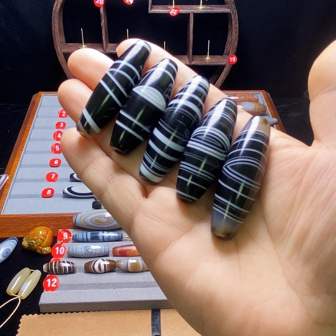 康***子玛瑙/玉髓未镶嵌颈饰