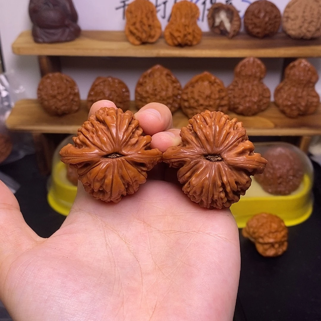 绿***店文玩核桃吊坠篓子福利