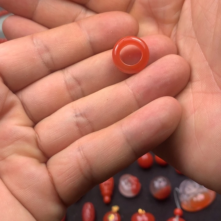 未镶嵌跑环南红玛瑙