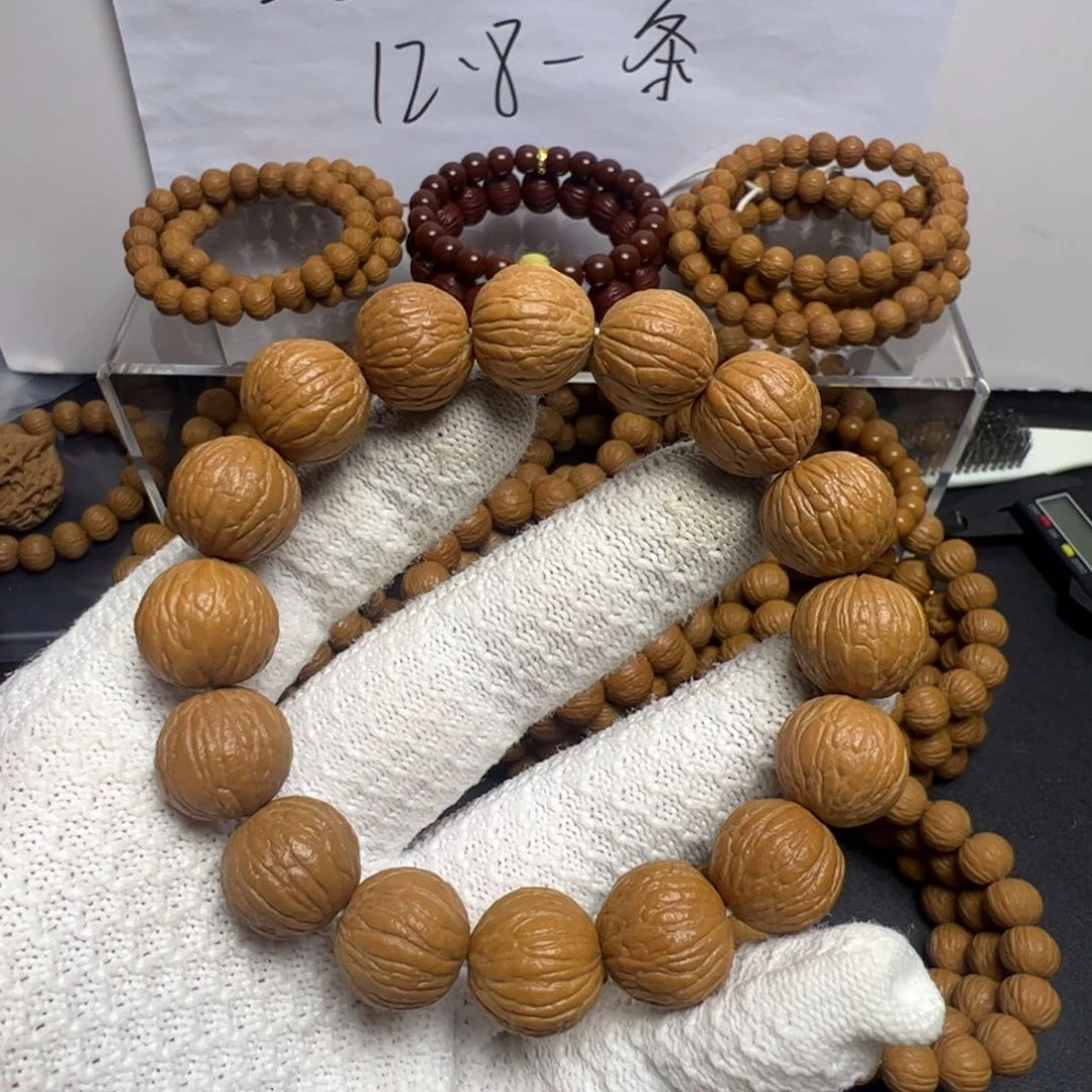 猴头核桃手串凤羽