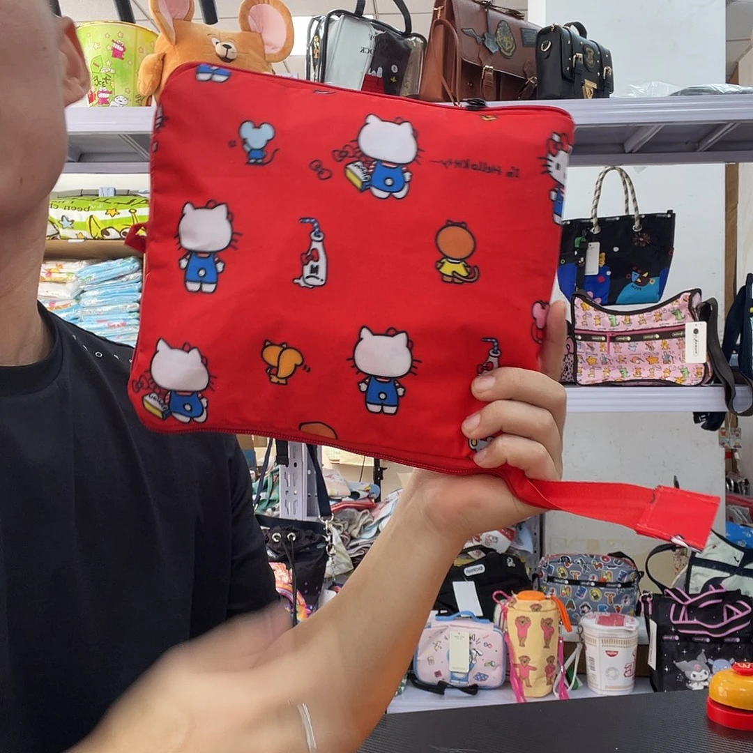 PU化妆包等产品和产品