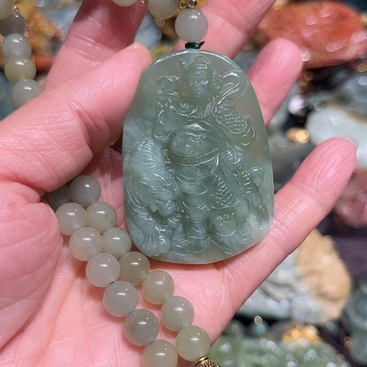 未镶嵌岫玉吊坠(赠链)