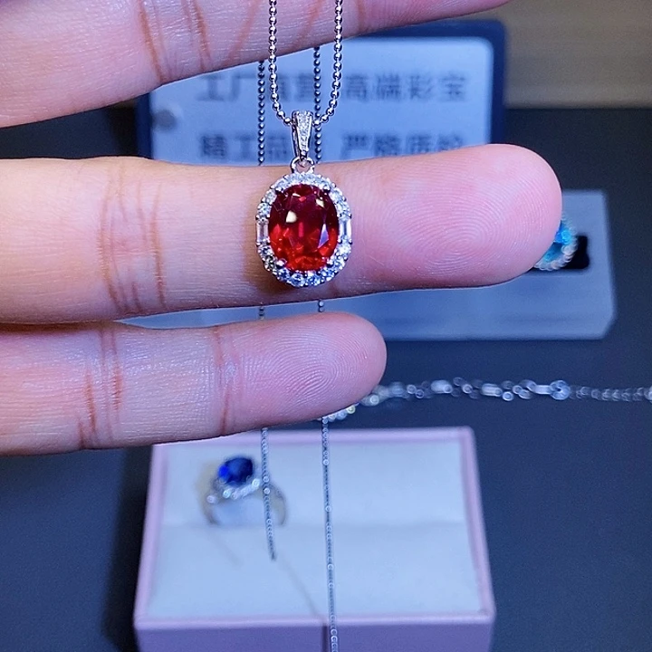 银S925镶嵌红宝石颈饰