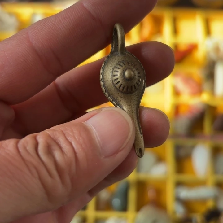 鳜***开大叶紫檀（黑酸枝木类）