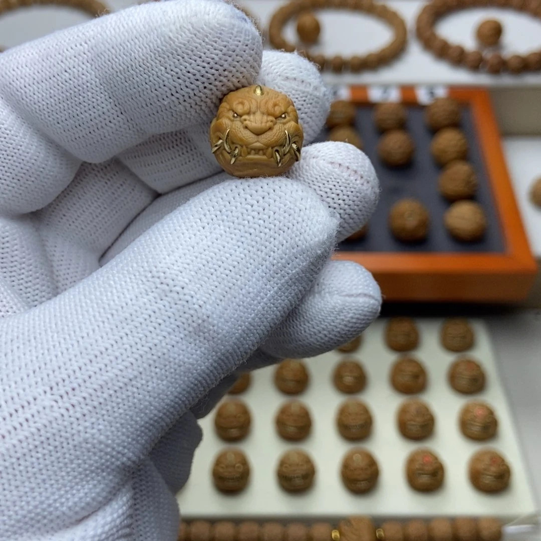 文玩核桃吊坠猴头核桃单颗吞金兽福利