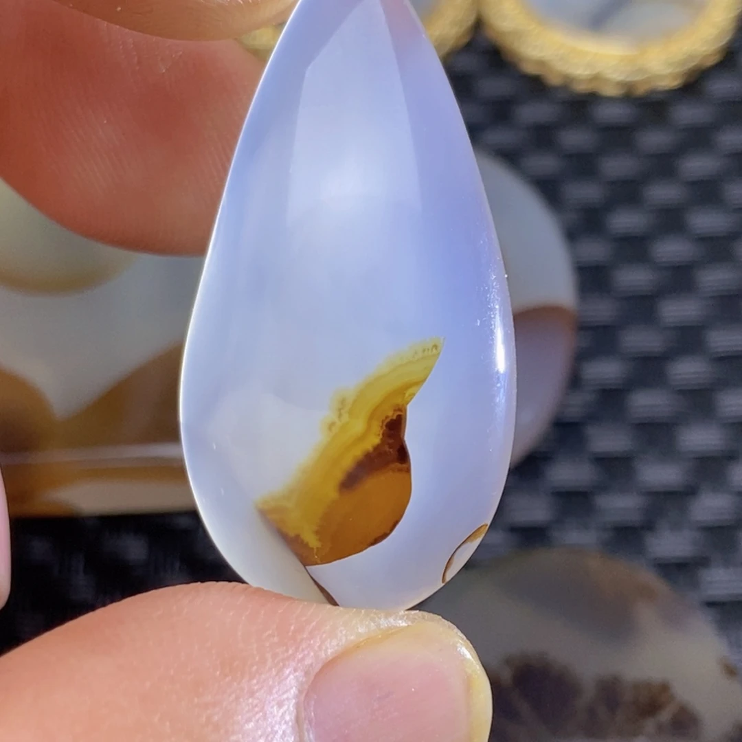 【闪购商品】未镶嵌颈饰玛瑙/玉髓心**树