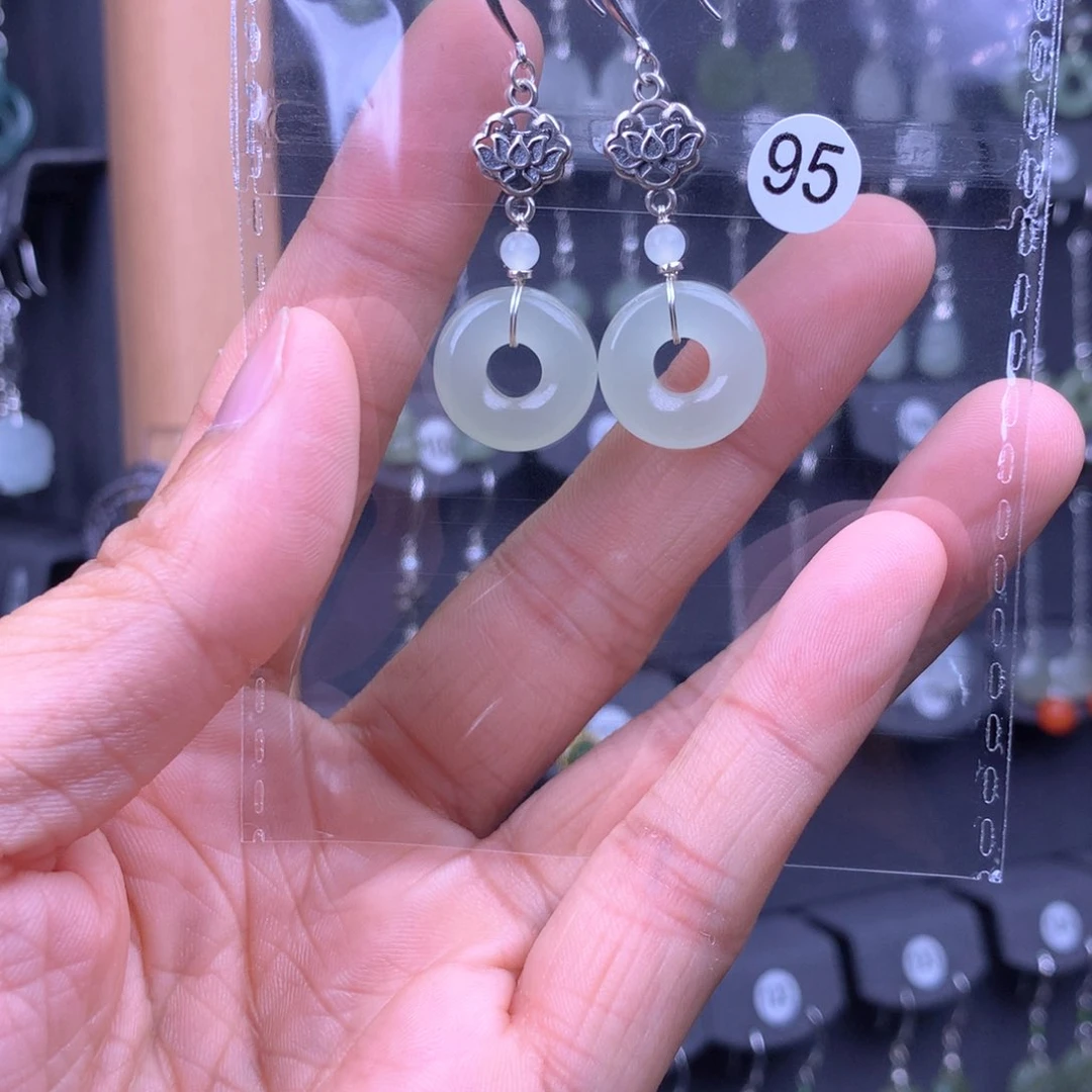 和田玉耳饰银S925镶嵌水*月