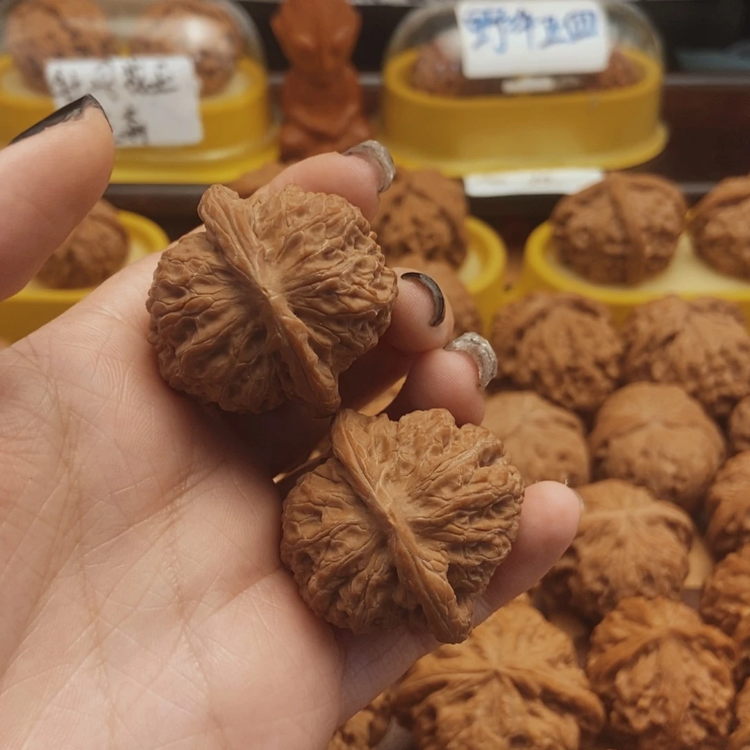 把件文玩核桃35全品血麒麟