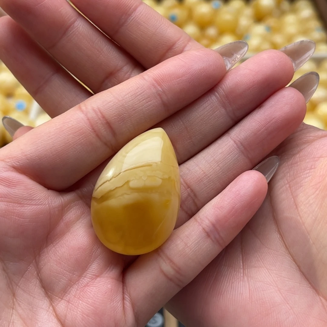 琥珀未镶嵌裸石蜜蜡吊坠微瑕笑