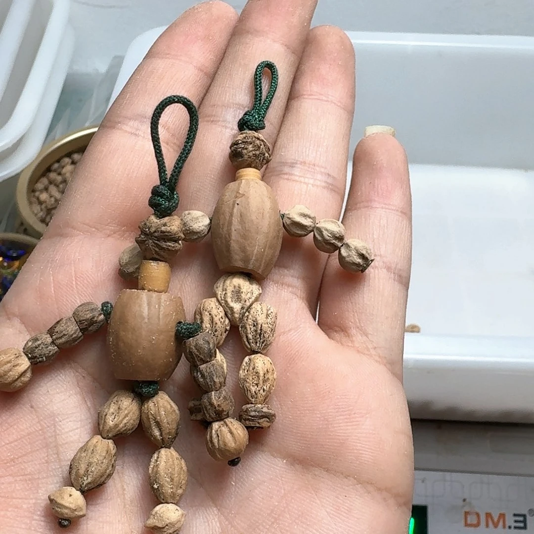 柏香籽/百香籽吊坠?**?