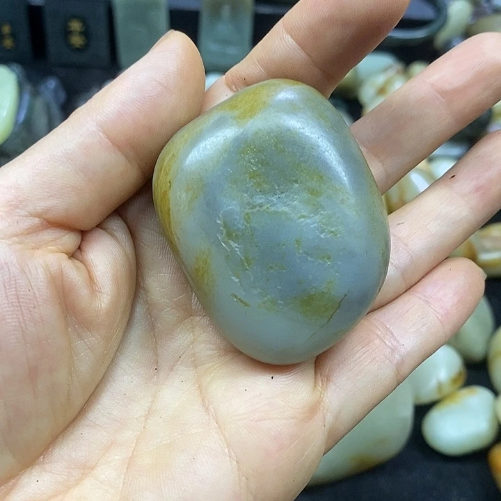 未镶嵌和田玉（糖玉）挂件