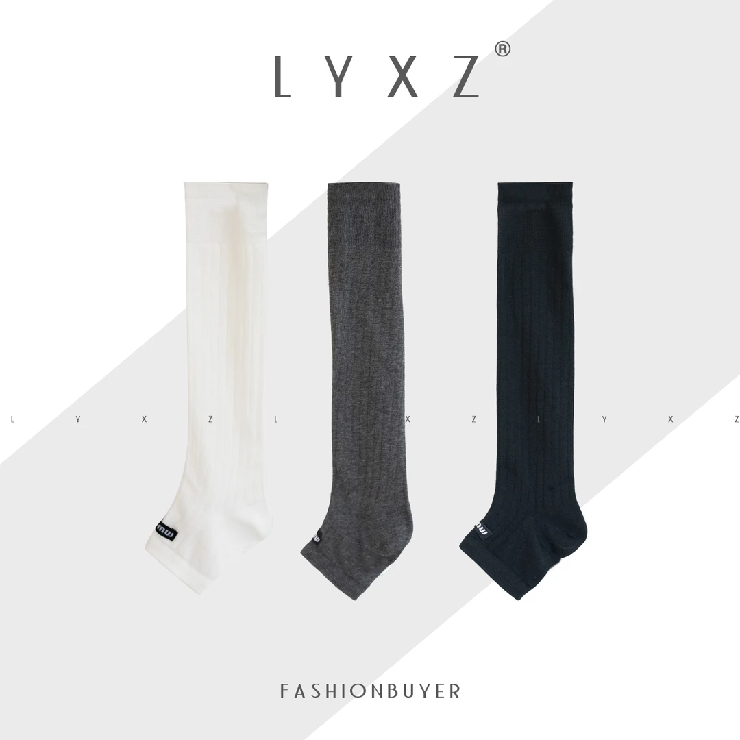 大小与夏季新款时尚洋气百搭薄款透气字母螺纹中筒袜套79016