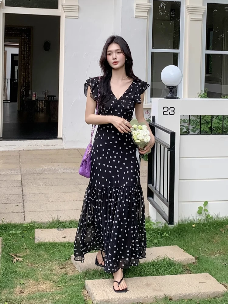 E283赫本风黑色波点飞飞袖收腰连衣裙女夏季洋气独特漂亮显瘦长裙