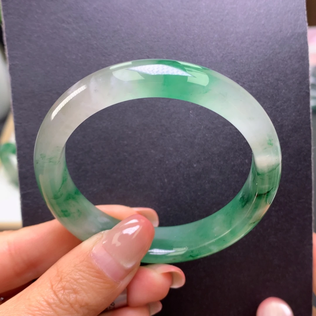 石英质玉（非洲翠）未镶嵌手镯5556冰飘花