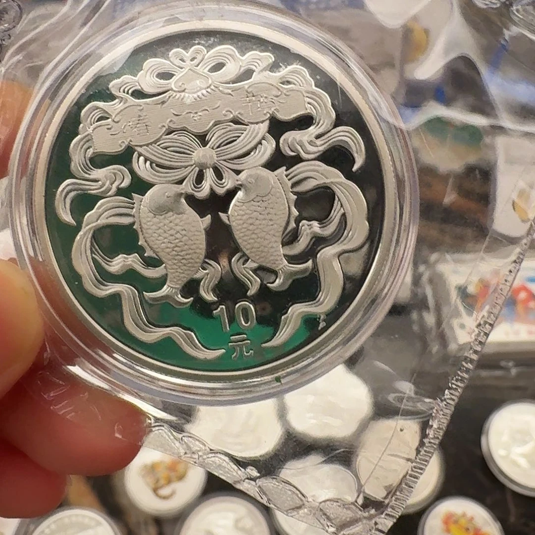 纯银2003春节银币一盎司带证书盒子