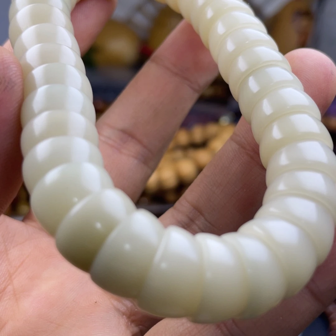 猴头核桃吊坠没事啦还