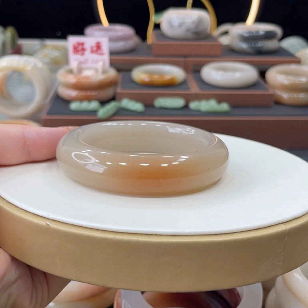 石英岩玉手镯合金