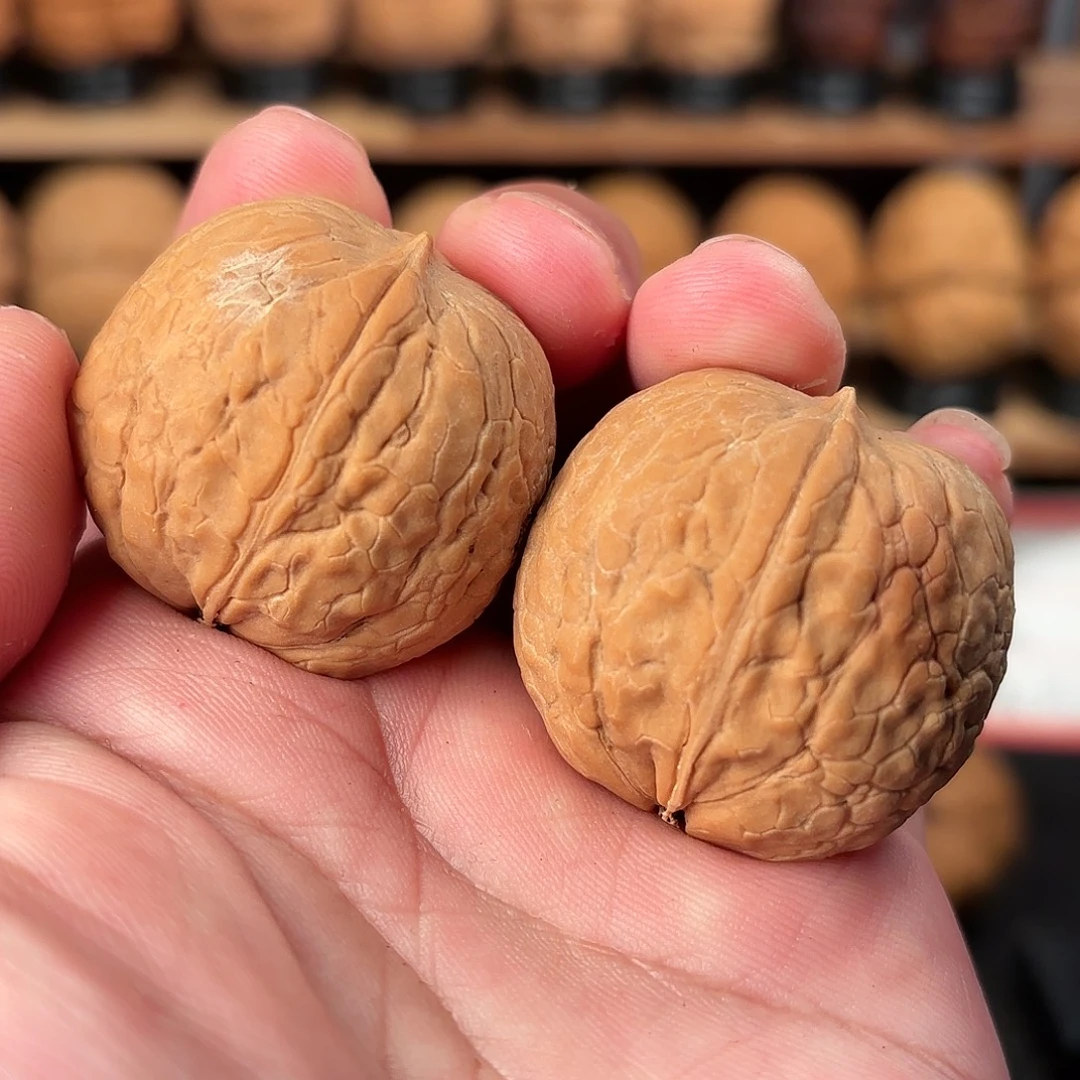 文玩核桃吊坠微瑕小西瓜