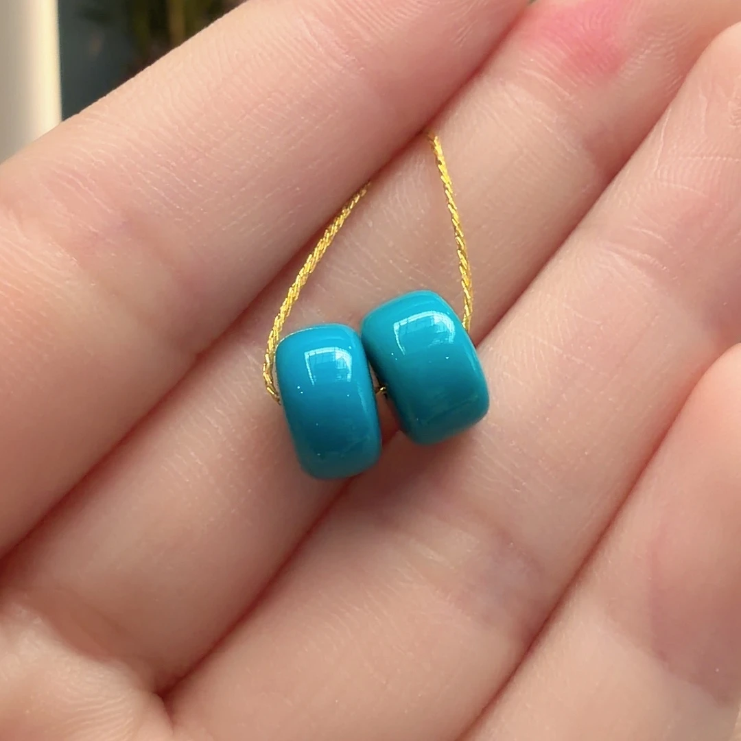 绿松石未镶嵌颈饰