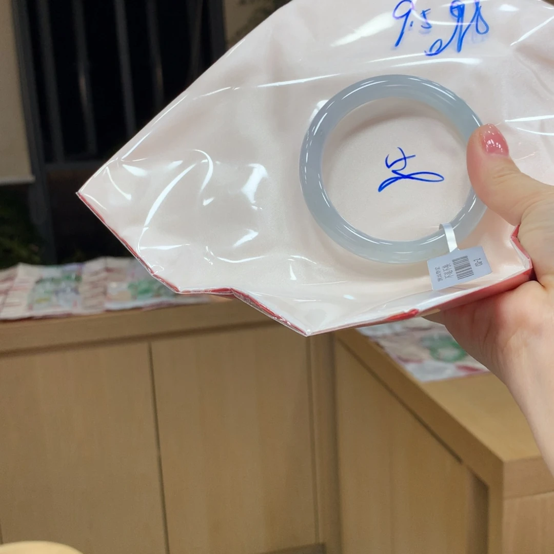 未镶嵌手镯翡翠不退不换
