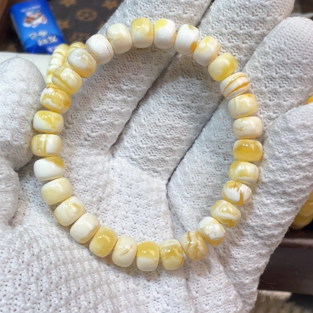 蜜蜡手串未镶嵌白花老型单圈