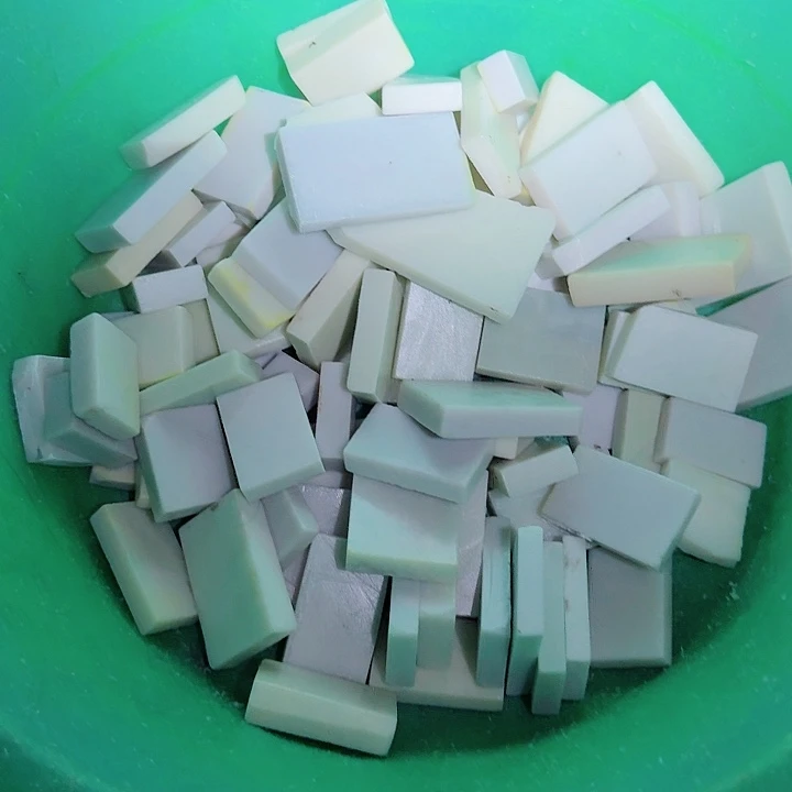 庚***历和田玉（糖玉）未镶嵌珠宝奇石