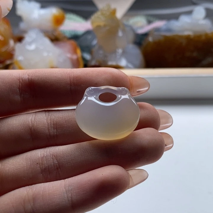 玛瑙/玉髓未镶嵌颈饰