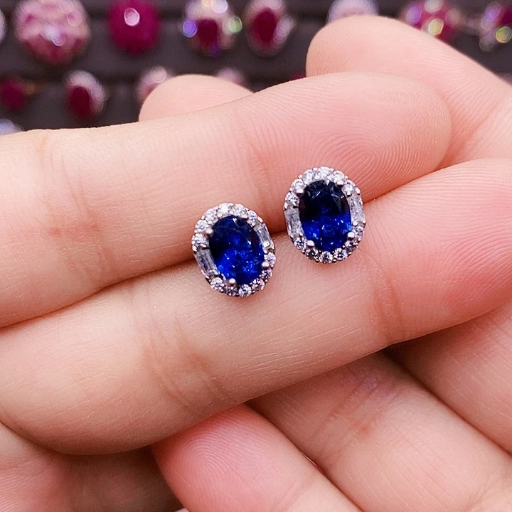 银S925镶嵌蓝宝石耳饰