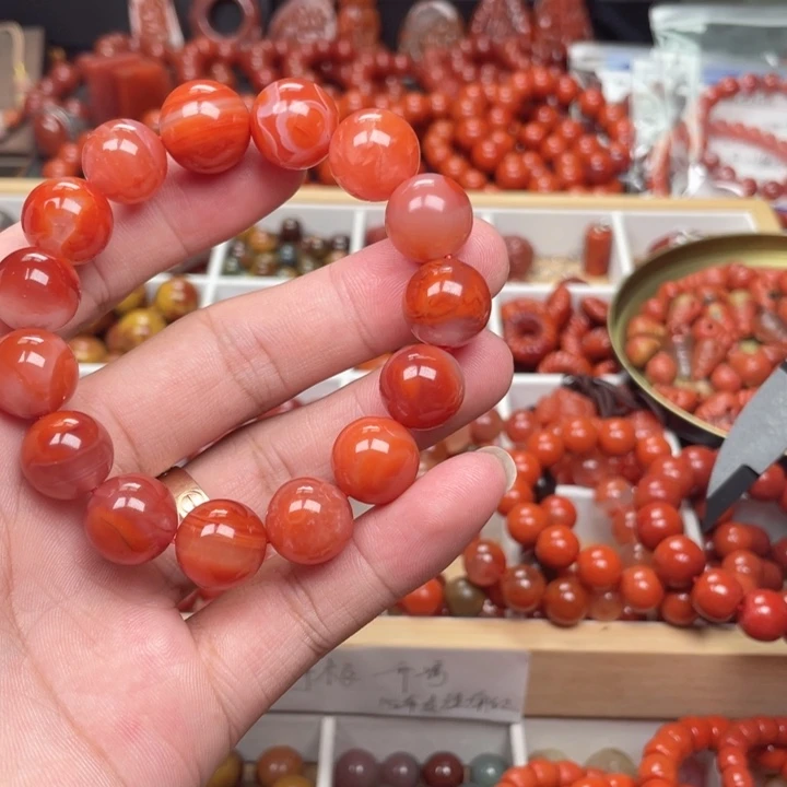 南红玛瑙未镶嵌手链