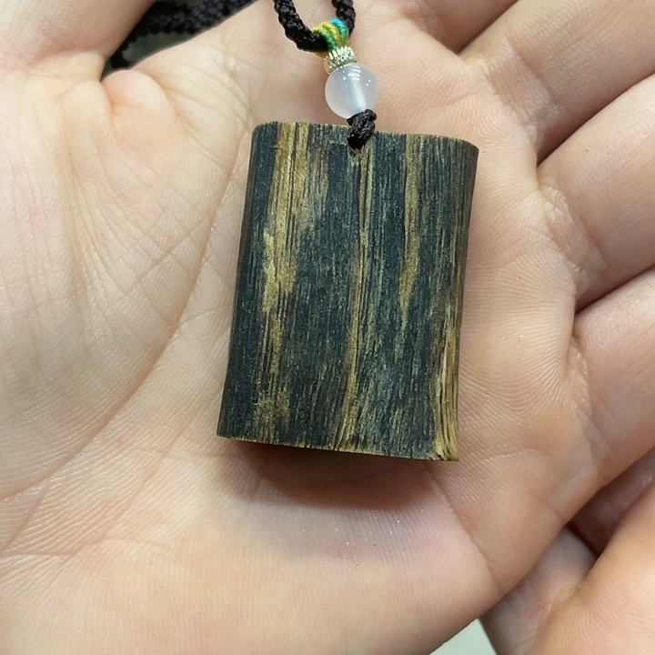 沉香吊坠奇楠挂件红油老料