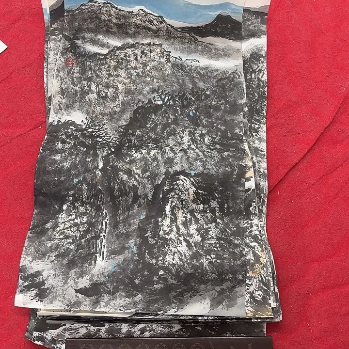 国画花鸟等多种鸟类的栖息