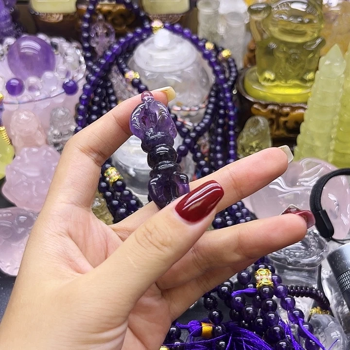 欣****未镶嵌珠宝半成品水晶