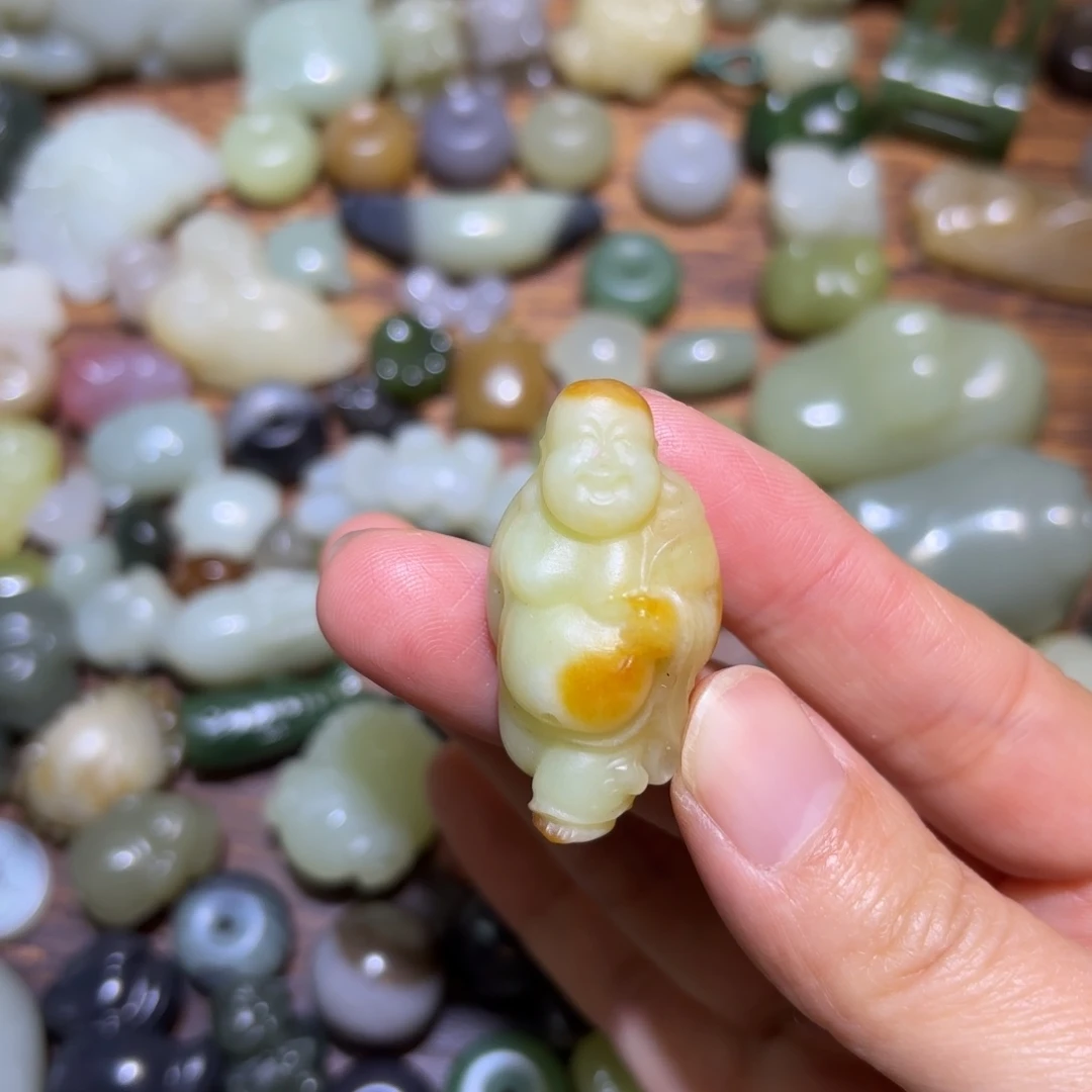 和田玉未镶嵌珠宝半成品