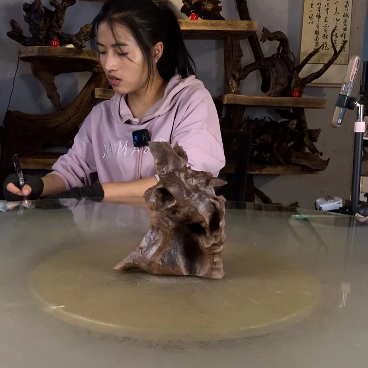 奶***、天然的云南紫柚木会黄水