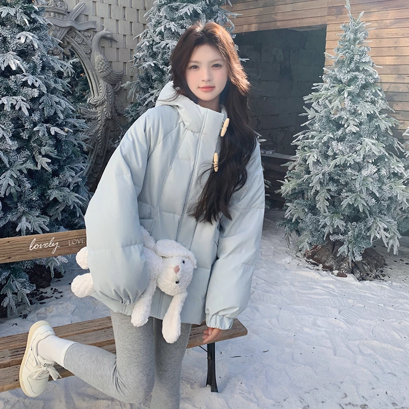 baby蓝色短款学院风羽绒服女冬2025新款超好看小个子牛角扣面包服