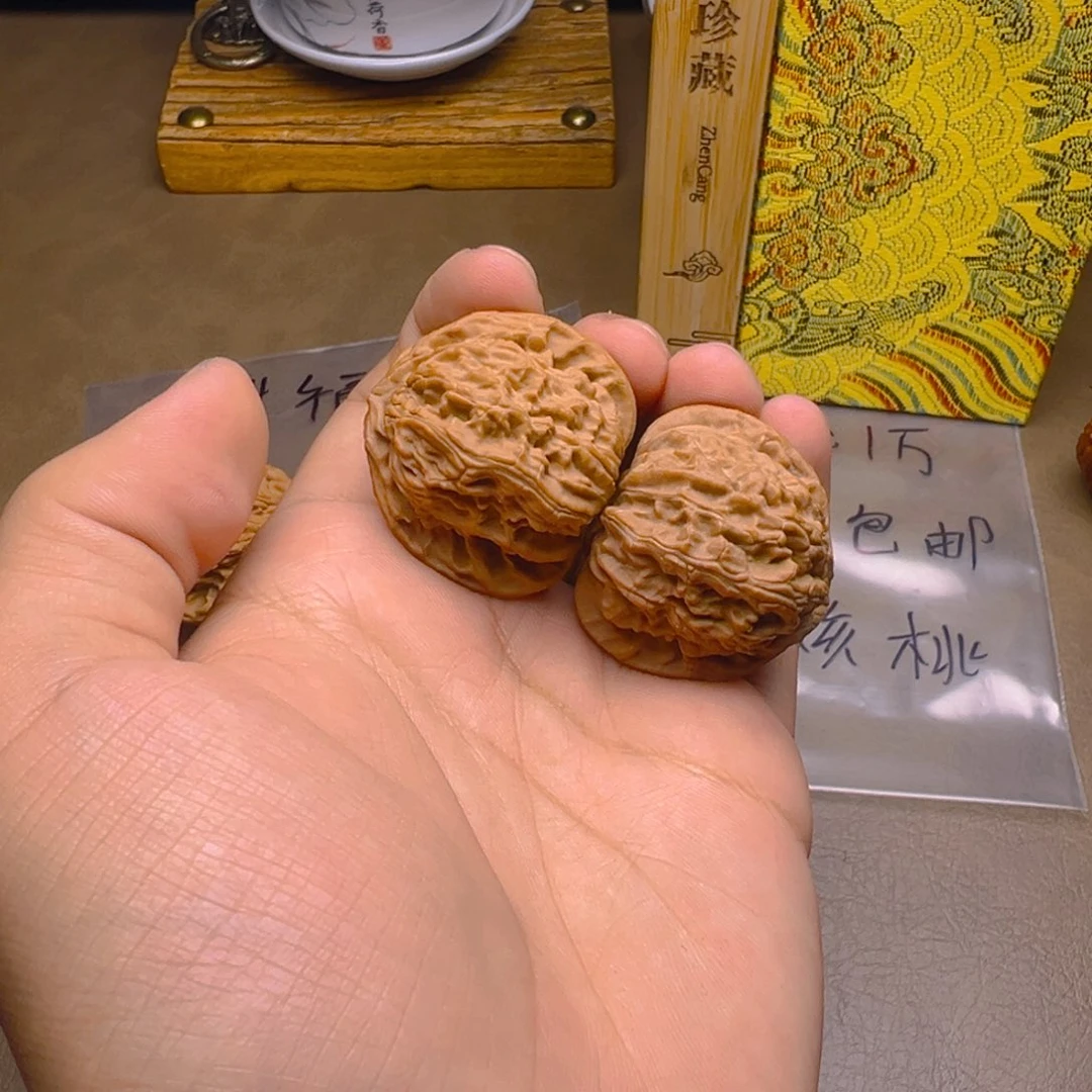 把件文玩核桃白狮子
