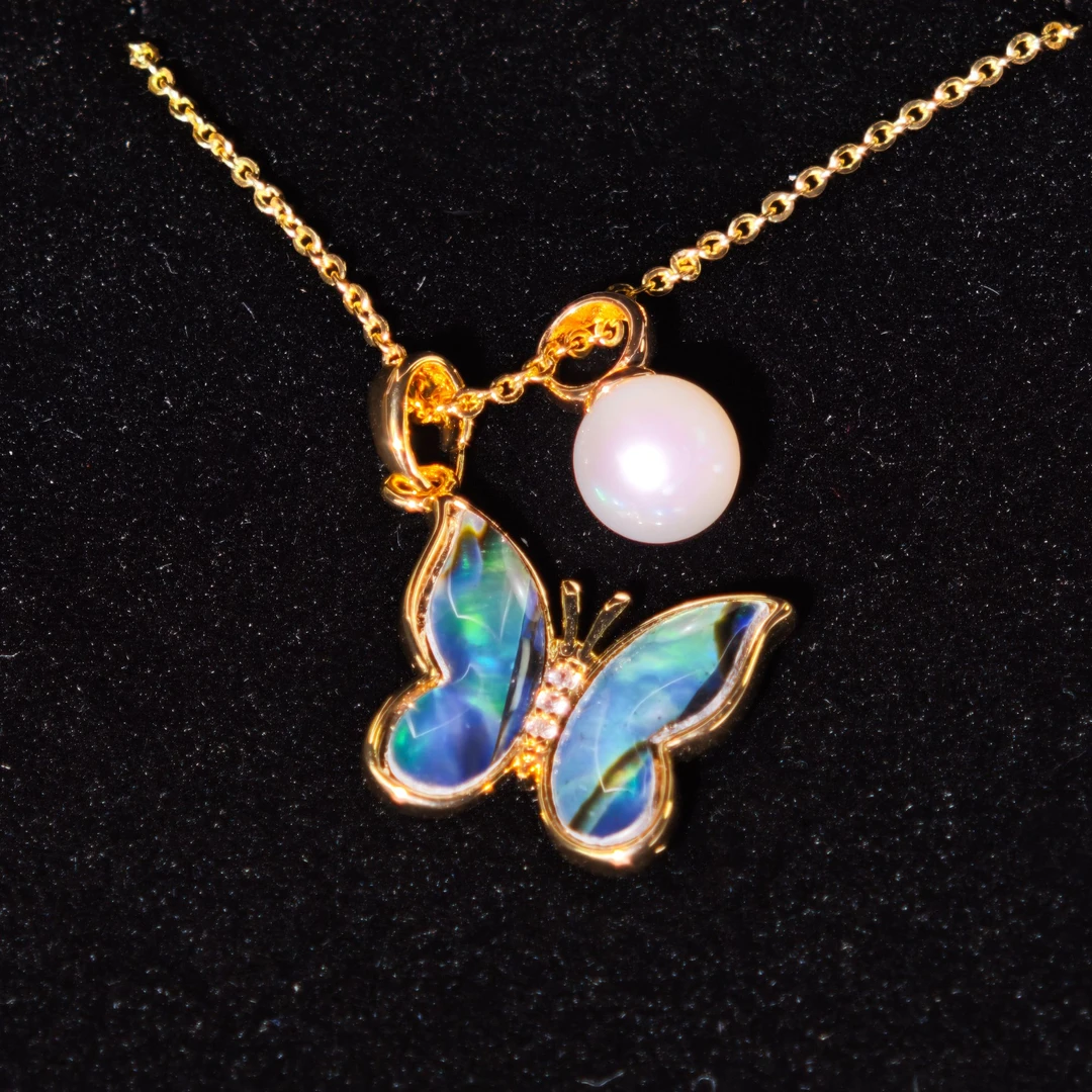 法式新中式女珍珠墨绿彩蝶百搭小众精致项链