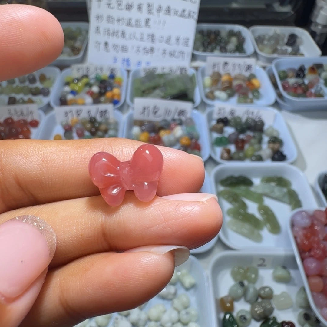 和田玉未镶嵌珠宝奇石