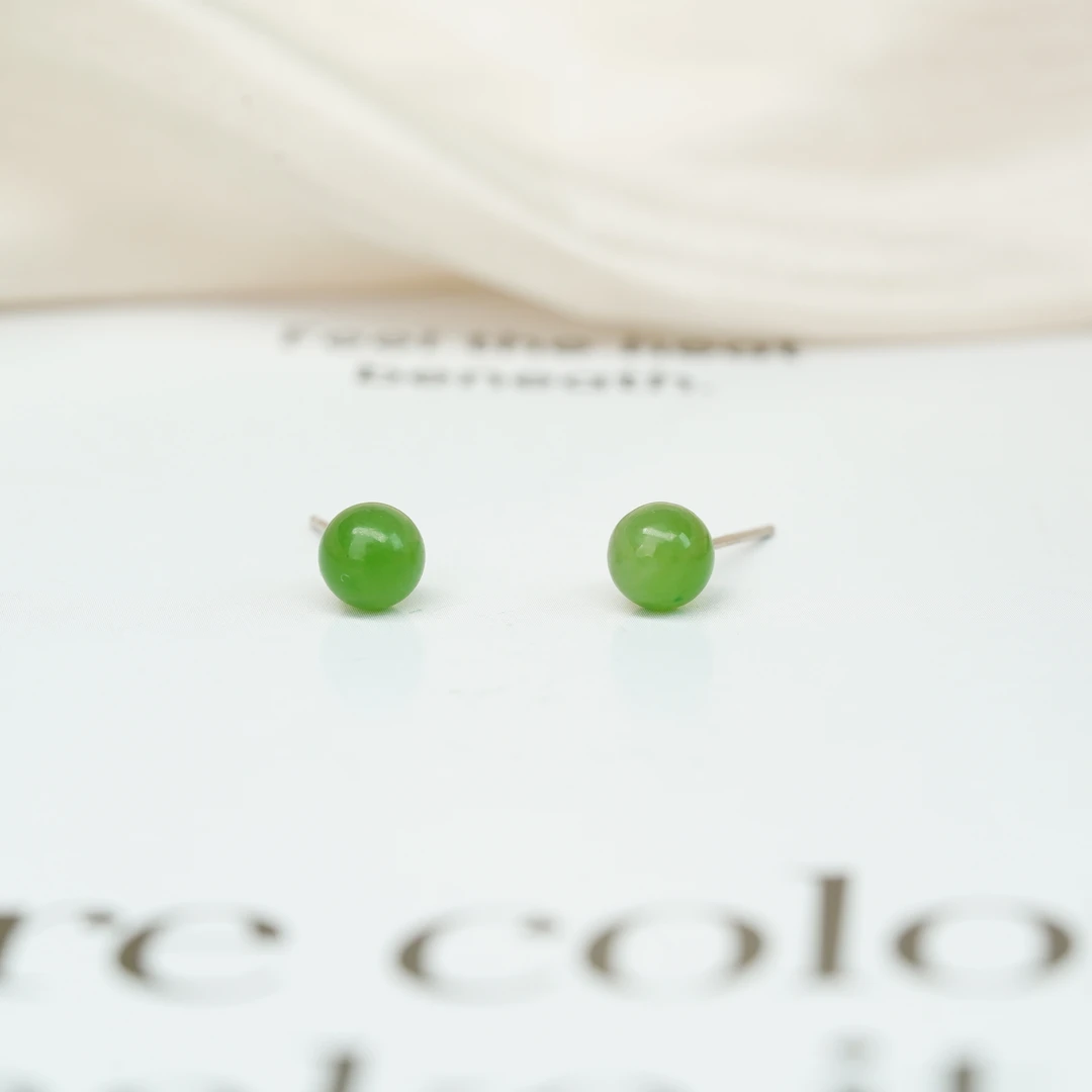 【小北好物】S925银和田玉耳钉约5.5mm+【多样性发一件】-17QH13X509