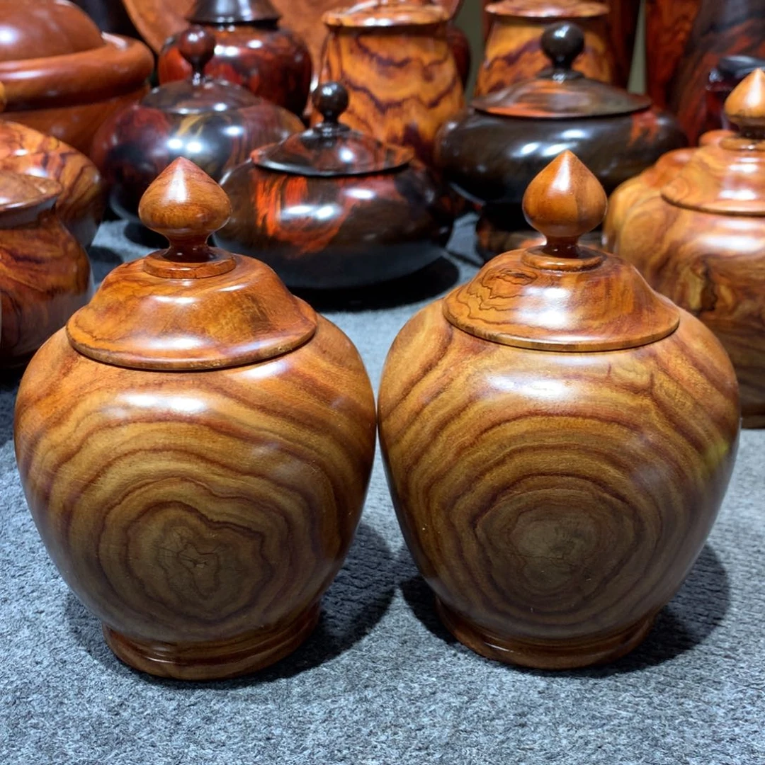 木王****糖越黄两个罐