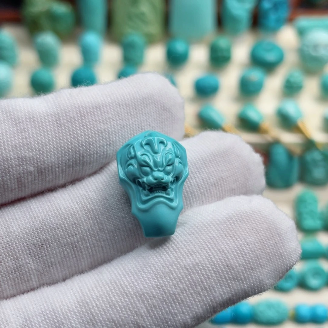 未镶嵌绿松石珠宝奇石