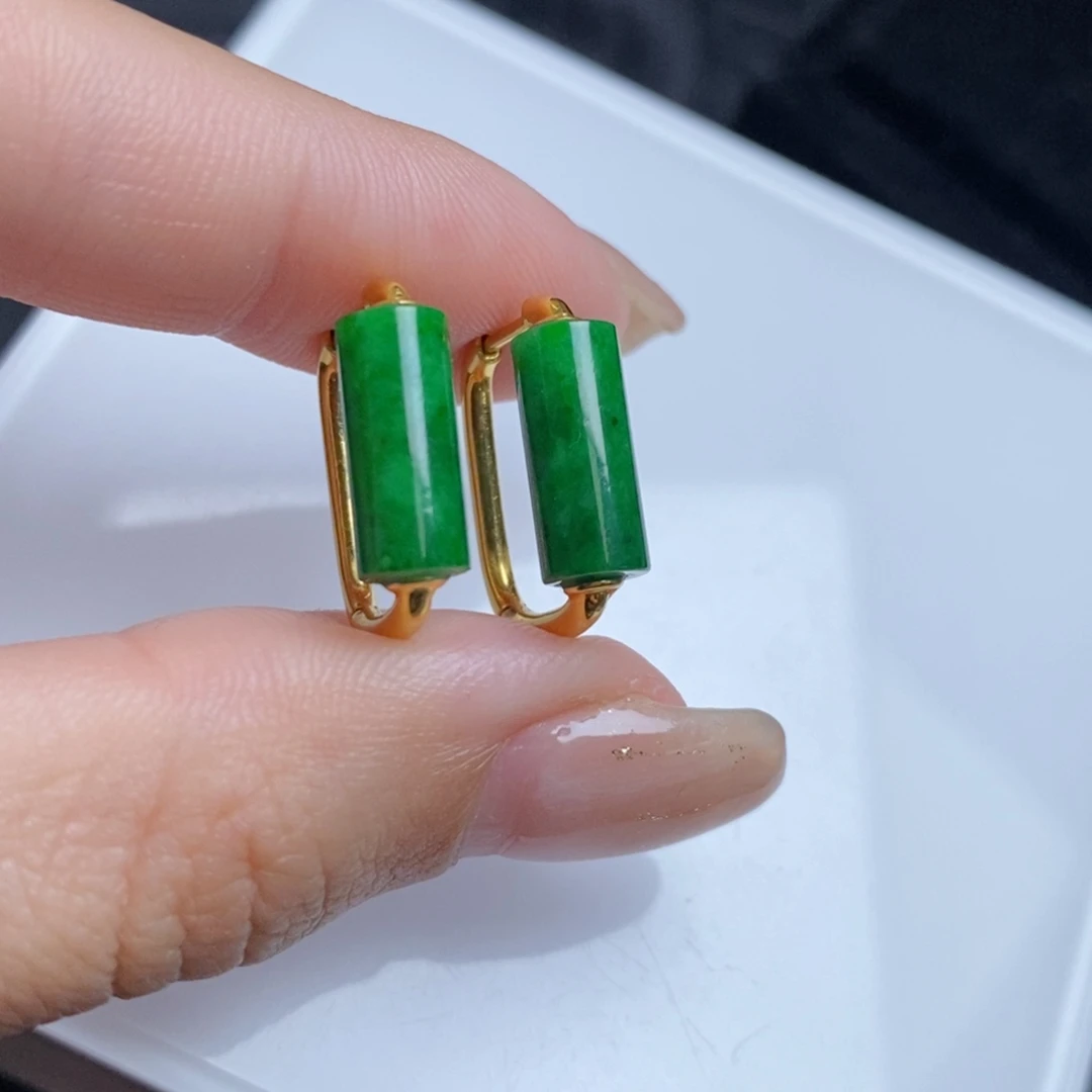 翡翠18K金镶嵌耳饰长桶珠耳扣