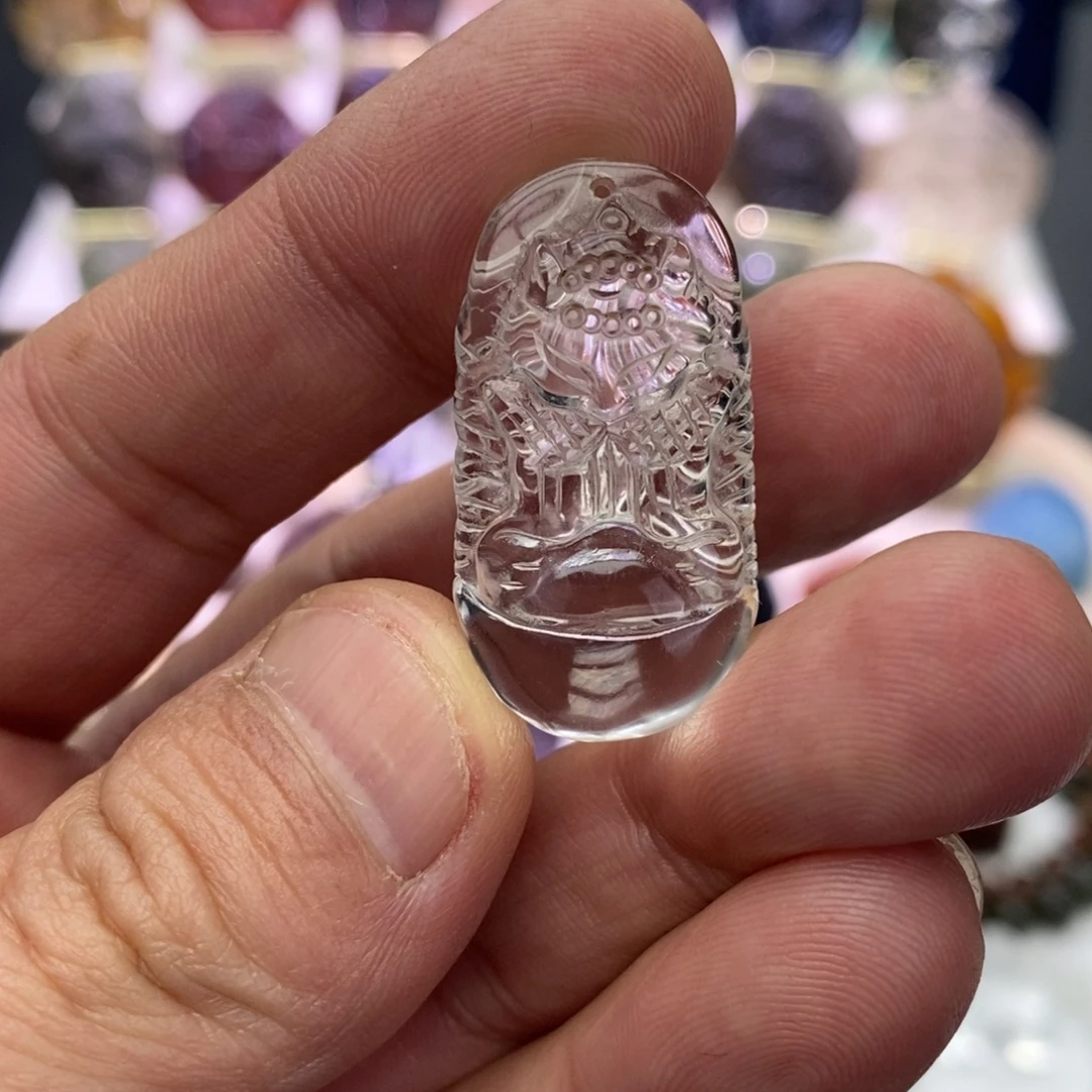 颈饰未镶嵌水晶吊坠