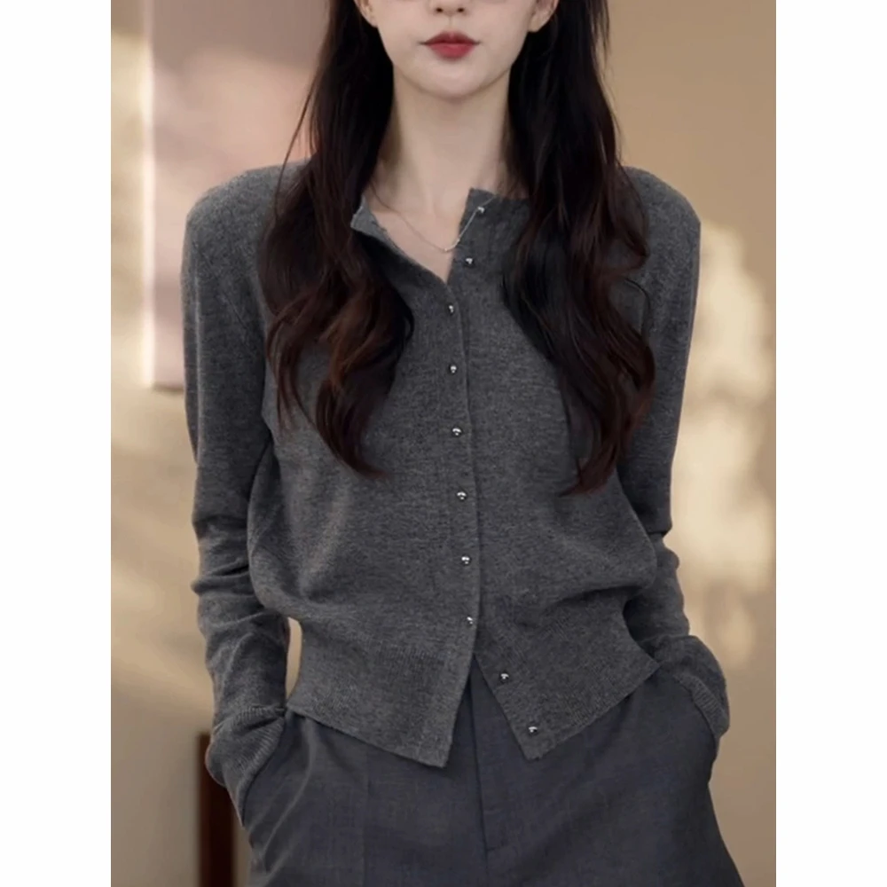 女士灰色毛衣2025秋冬季新款慵懒高级感洋气减龄针织开衫外套上衣