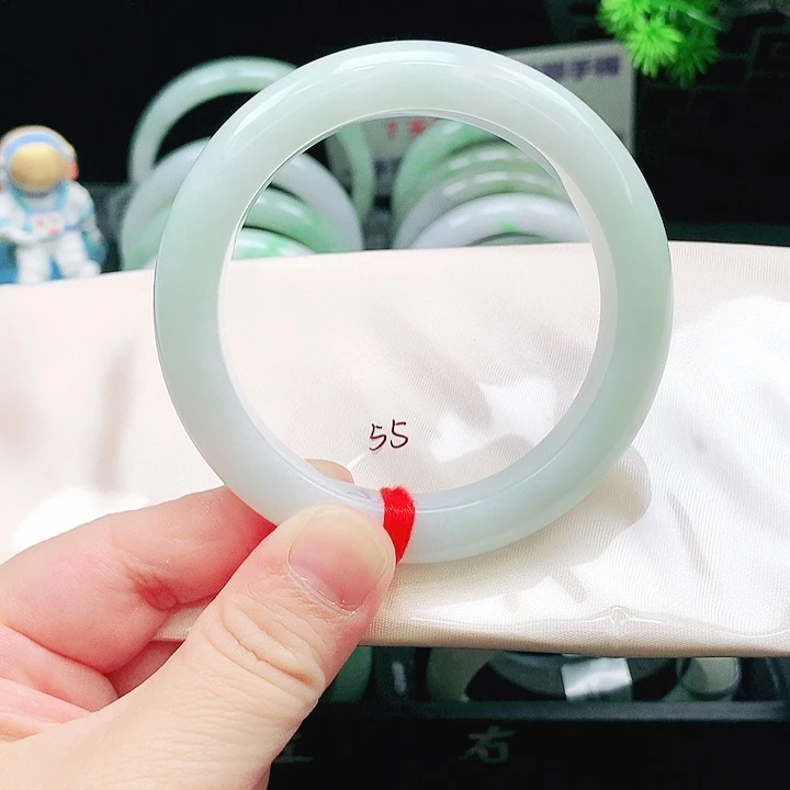 翡翠未镶嵌手镯265