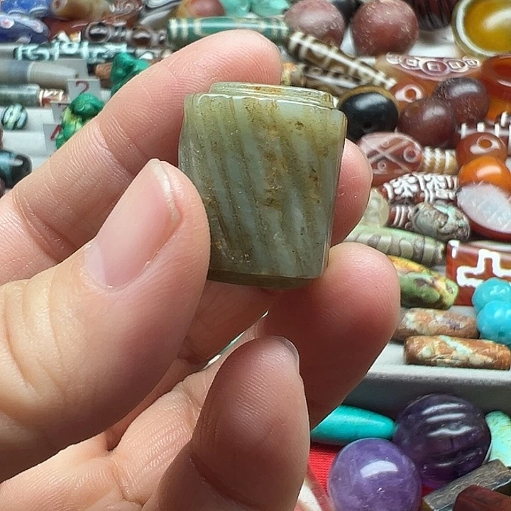 玛瑙/玉髓合金颈饰