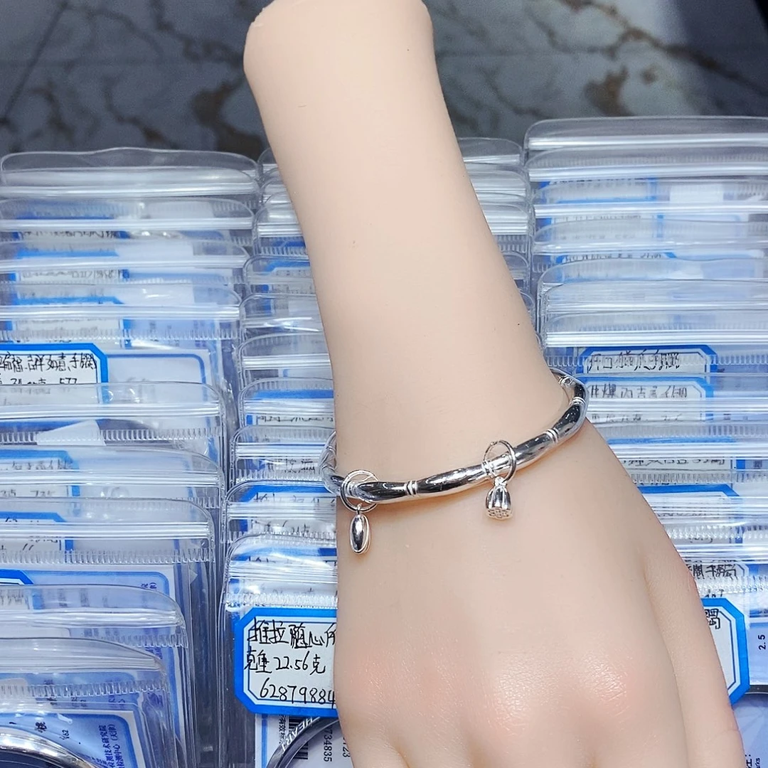 无足银佳偶天成手镯56