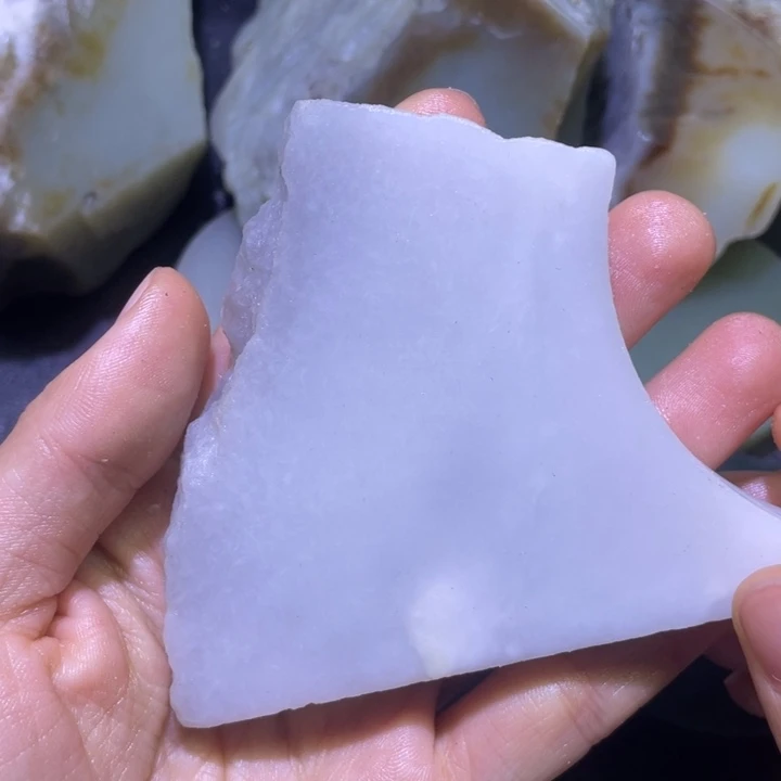 和田玉（糖玉）未镶嵌珠宝半成品